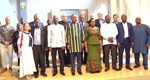 Investissements au Faso: le Chef de la diplomatie burkinabè échange avec des hommes d’affaires étrangers