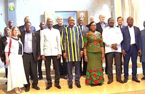 Investissements au Faso: le Chef de la diplomatie burkinabè échange avec des hommes d’affaires étrangers