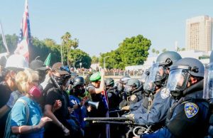 Los Angeles: des émeutes anti-Trump enregistrées ce mardi