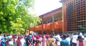 Baccalauréat 2025: 251 candidats sur 504 échouent au 1er tour au centre de composition lycée Bambata