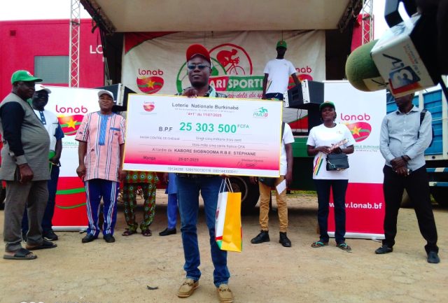 Sigbnooma Stéphane Kaboré, un agent d’agriculture, gagnant du « 4+1 » du 11 juillet 2025 au Paris mutuelle urbain du Burkina (PMU’B)