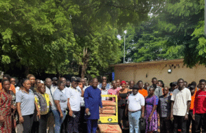 Faso Mêbo: BBS First Security et Burval Corporate contribuent avec 50 tonnes de ciment