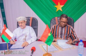 Coopération bilatérale: le Burkina et le Sultanat d’Oman signent un accord en matière d’investissement