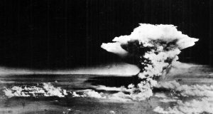 Plus jamais Hiroshima ! Plus jamais Nagasaki !