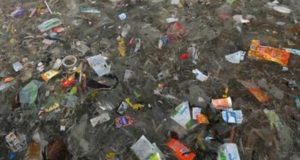 Le commerce est essentiel pour mettre fin à la pollution plastique