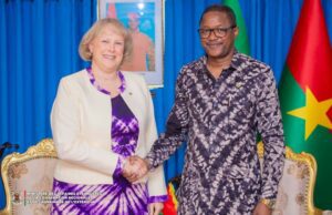 Partenariat gagnant-gagnant: le chef de la diplomatie burkinabè et l’ambassadeur des Etats-Unis se concertent