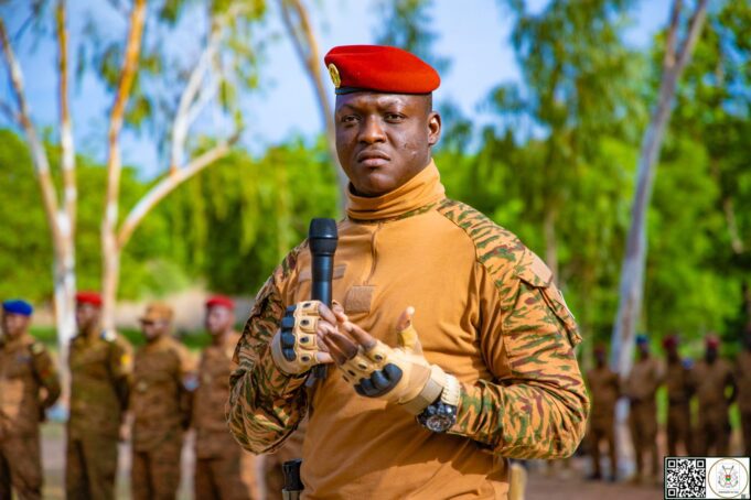 Burkina: « Nous devons regarder l’avenir avec ambition, confiance et détermination » (président Traoré)