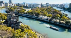 Hiroshima, 80 ans après : un « véritable changement » est nécessaire pour mettre fin à la menace nucléaire