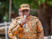 Burkina: le Ministre de la Défense invite les campeurs au respect des symboles de l’État