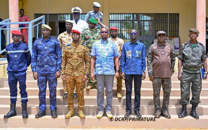 Burkina: échanges entre le Premier ministre et les autorités administratives et militaires à Banfora