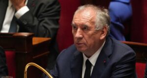France: François Bayrou et son gouvernement renversés par des députés