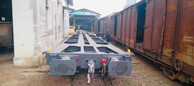 Développement : six nouveaux wagons-plateaux RENFE réceptionnés par SITARAIL