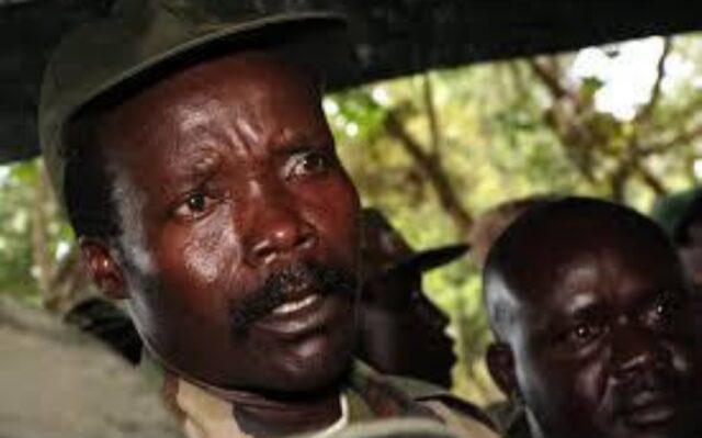 La CPI ouvre des audiences de mise en accusation de Joseph Kony, chef rebelle ougandais en fuite