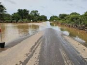 Burkina RN°1: le pont de Heredougou inondé sur 500 m