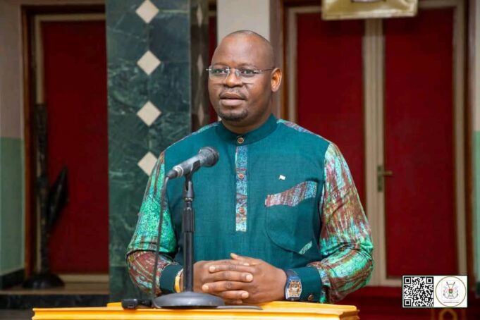Burkina: le ministre Bayala en appelle à la promotion des valeurs endogènes de tolérance et de paix