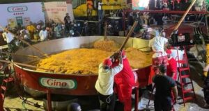 Nigeria: Hilda Baci prépare le plus grand plat de riz jollof avec 200 sacs de riz