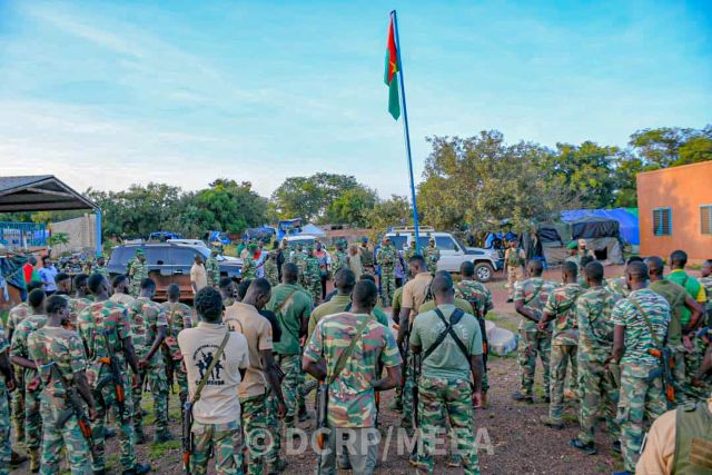 Burkina: le ministre Roger Baro félicite l’unité combattante des Eaux et Forêts de Djikologo