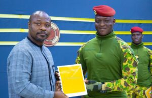 Burkina: le Manifeste pour un nouveau panafricanisme remis au Capitaine Ibrahim Traoré