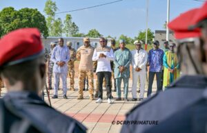 Burkina: le Premier ministre encourage les forces combattantes