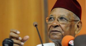 Amadou Mahtar Mbow: Le siècle d’un homme debout