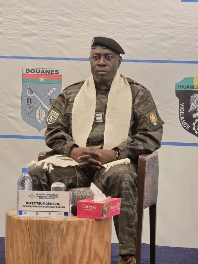 Le directeur général de la Douane, l'Inspecteur divisionnaire, Yves Kafando