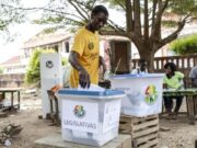 Présidentielle en Guinée Bissau: coup KO ou prolongations?