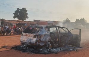 Le véhicule du footballeur international burkinabè Patrick Malo parti en fumée