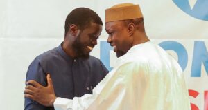 Sénégal: quand le duo Diomaye-Sonko choisit la voie de «l’apaisement»