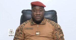 Burkina: 10 magistrats, 1 avocat et 13 douaniers épinglés