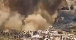 Plus de «40 morts» dans l’effondrement d’un pont artisanal