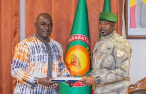 AES: le président Ibrahim Traoré envoie deux émissaires chez Assimi Goïta