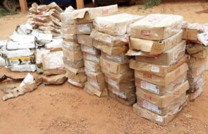 Burkina: des croupions, cuisses et gésiers de dindes transformés en engrais saisis
