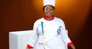 Une cheffe cuisinière burkinabè en route pour un Guinness World Record