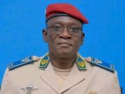 Burkina: le ministre de la défense promu au grade de général de division
