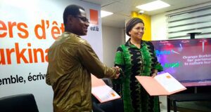 Droit d’auteur: Orange Burkina Faso s’engage à reverser 10 % des revenus générés par Allô Musik aux artistes, une nouvelle convention signée avec le BBDA