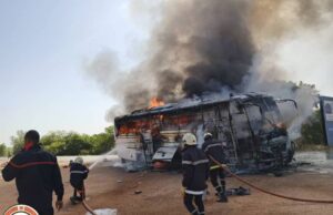 Burkina: les sapeurs-pompiers sauvent 63 passagers