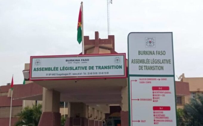Burkina: le projet de loi portant statut de la chefferie traditionnelle et coutumière adopté