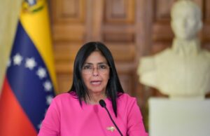 Venezuela: la présidente par intérim prête à coopérer avec les USA
