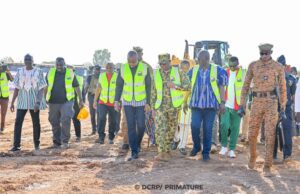 Burkina: le Premier ministre lance des travaux de curage et de confortation de 100 barrages