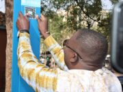 Ouagadougou: l’identification des panneaux publicitaires par des codes QR lancée