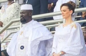 Guinée: le Général Mamadi Doumbouya investi président pour un mandat de sept ans