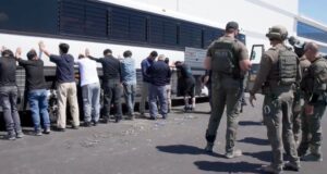 États-Unis: l’ONU dénonce la répression et la déshumanisation des migrants
