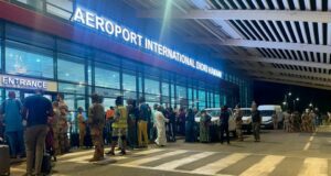 Attaque à l’aéroport de Niamey: l’AES condamne des «actes lâches et barbares»