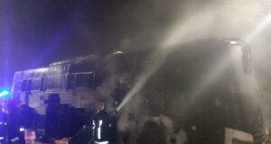 Burkina: incendie d’un car de transport en circulation