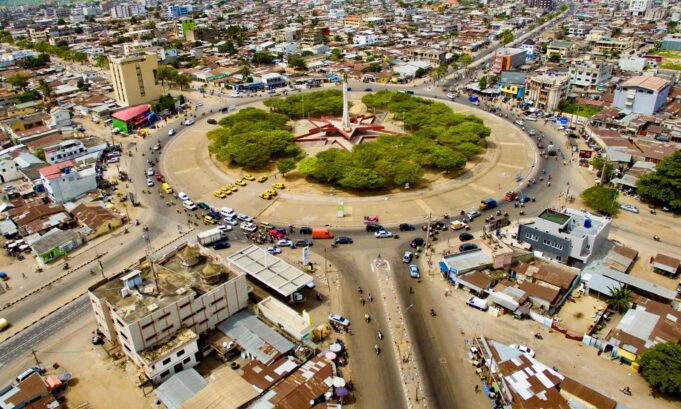 Bénin: 169 travailleurs licenciés de Société de Radio et Télévision