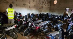 Burkina: des motos saisies en vente