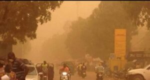 Une nappe de poussière à Ouagadougou