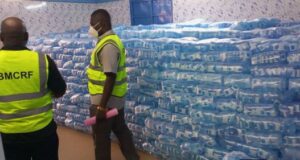 Burkina/Forte chaleur: le contrôle de la qualité des eaux préemballées renforcé