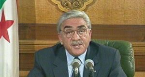 Algérie: Liamine Zeroual est mort, trois jours de deuil décrétés
