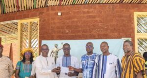 Campagne «Ma Brique pour Sankara»: le ministère de l’Enseignement de Base contribue avec 2 500 000 FCFA
